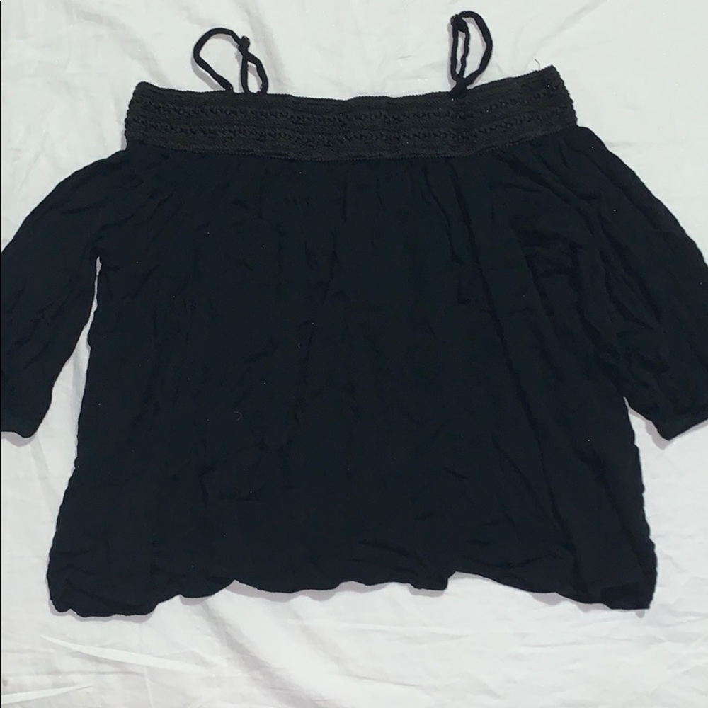Flowy black strappy crop top
